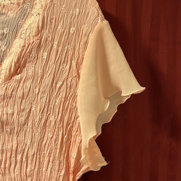🏷️ Final Price Clearance - Peach top with ruffled cap sleeves - Sunny Taylor 3X - Picture 4 of 8